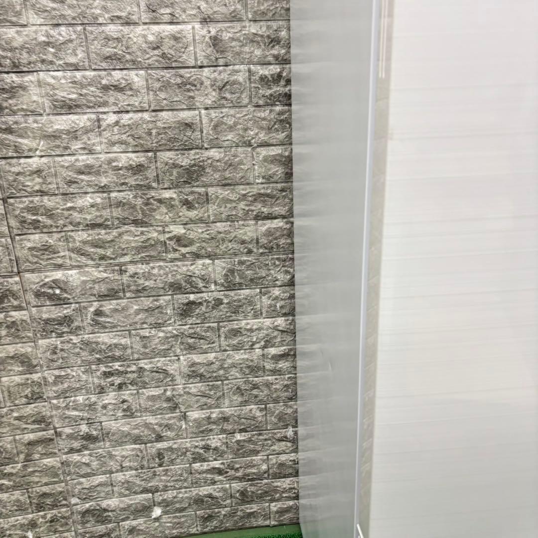 696 大容量　179L シャープ　冷蔵庫　100L強　小型　一人暮らし　両開き