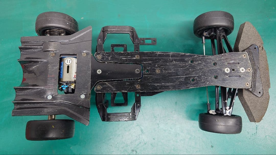 タミヤ　f103gt　シャーシ