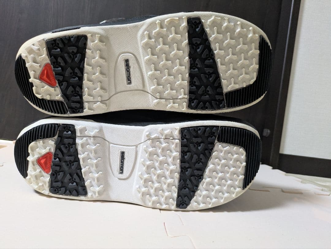 SALOMON スノーボードブーツ ブラック