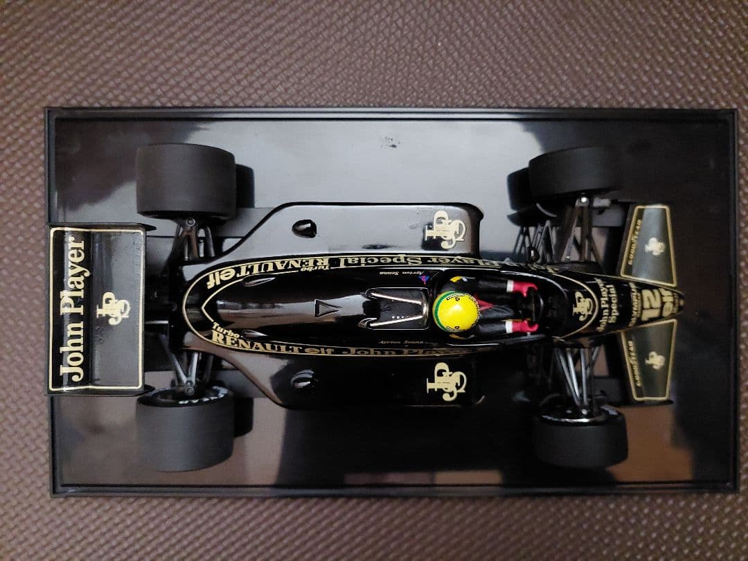 ミニチャンプ 1/18 ＃１２ ロータス 97T 1985 A・セナ JPS仕様