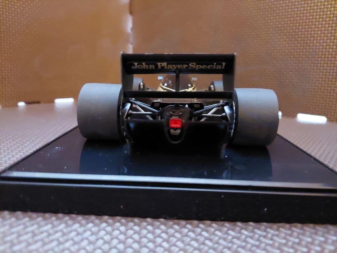 ミニチャンプ 1/18 ＃１２ ロータス 97T 1985 A・セナ JPS仕様