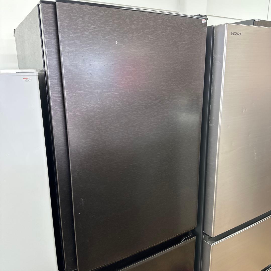 持ち帰り大歓迎　三菱　冷蔵庫　製氷付き　365L 2023年　大容量 持ち帰り大歓迎 三菱 冷蔵庫 製氷付き 365L 2023年 大容量