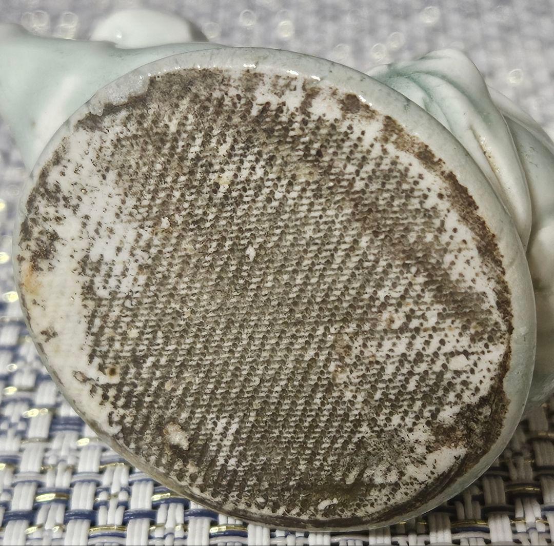 中国古美術　中国古陶磁器　明朝　明代　青白磁　影青　瓢に葉形　水滴　書道具文房具