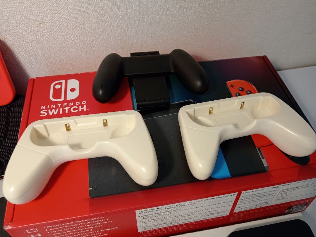 ニンテンドースイッチ Switch 本体、オマケ多数（12月29日まで）