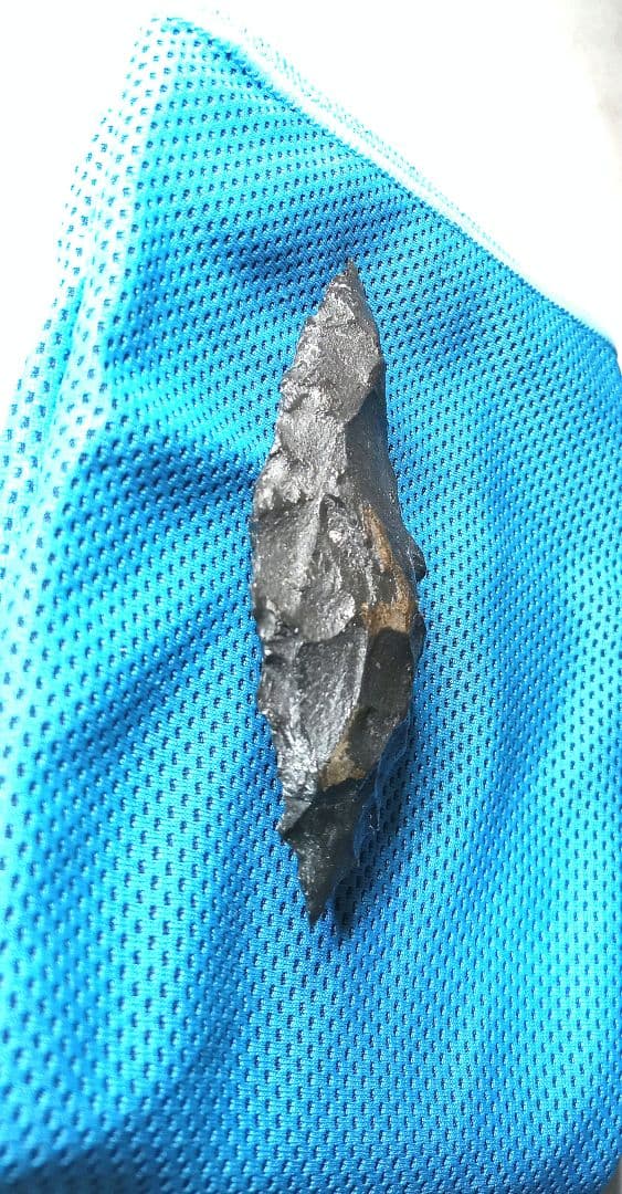 尖頭器 サヌカイト 石器 395 原始時代模写 美術品・アンティーク