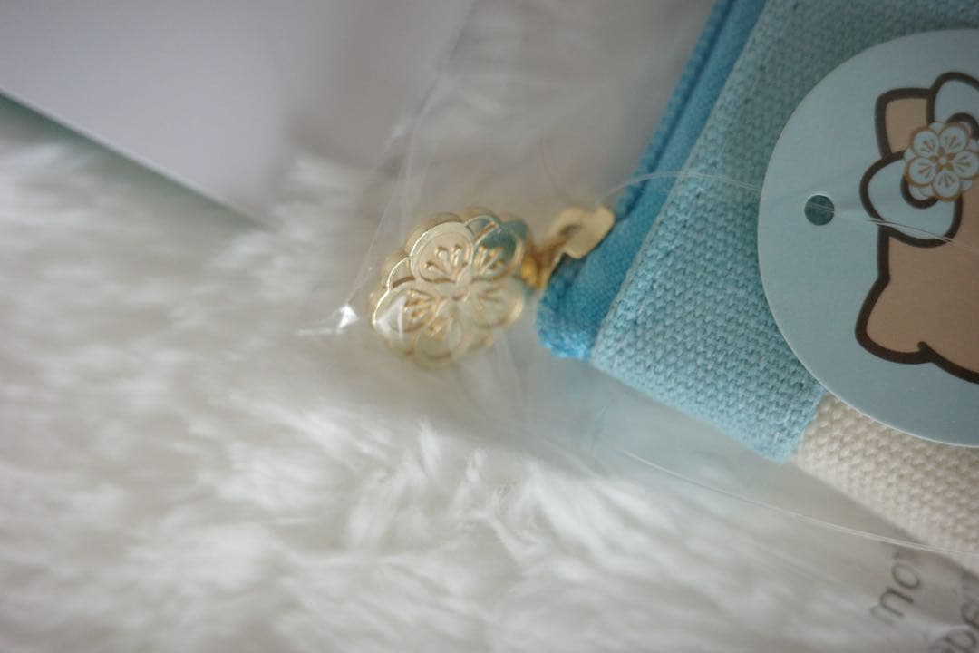 【ハワイ限定】THE KAHALA &ハローキティコラボポーチ