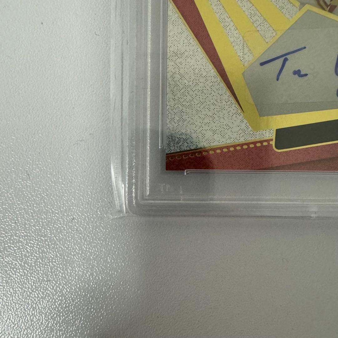 トレイヤング 直筆サイン オート panini Revolution PSA8 - メルカリ