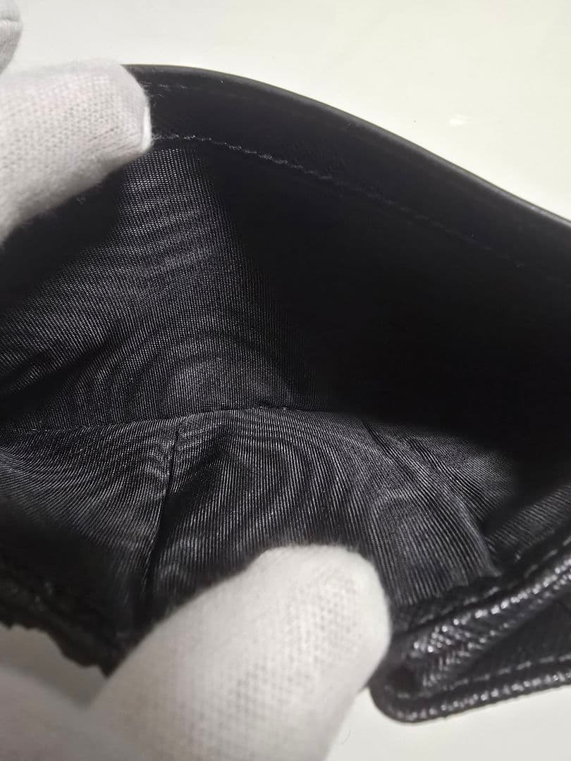 PRADA サフィアーノ コンパクトウォレット