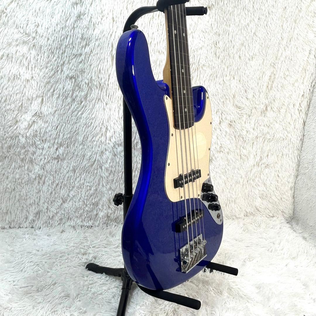 Squier by Fender 5弦 フレットレス JazzBass V 5連