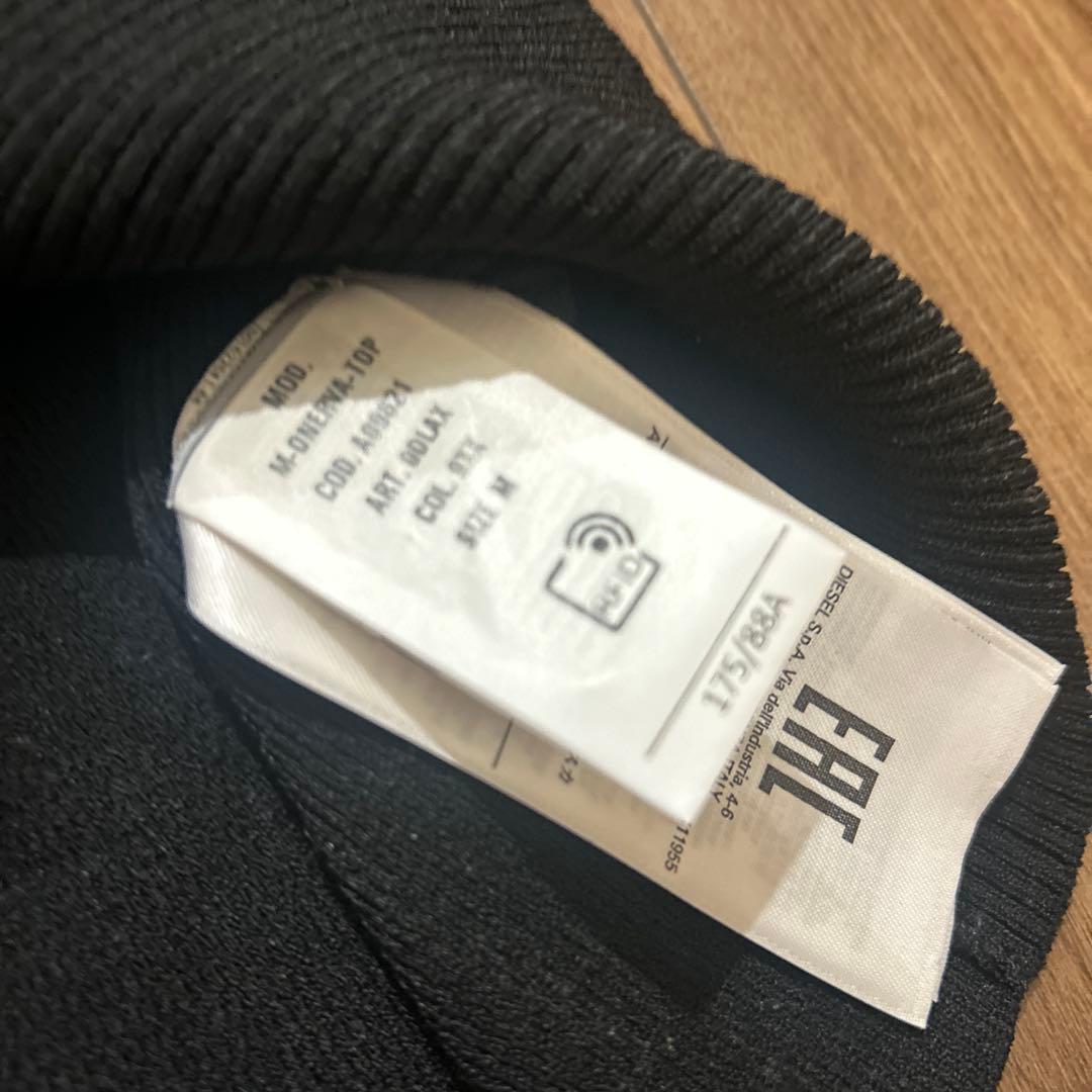 ディーゼル　ロゴ　タンクトップ　ノースリーブ