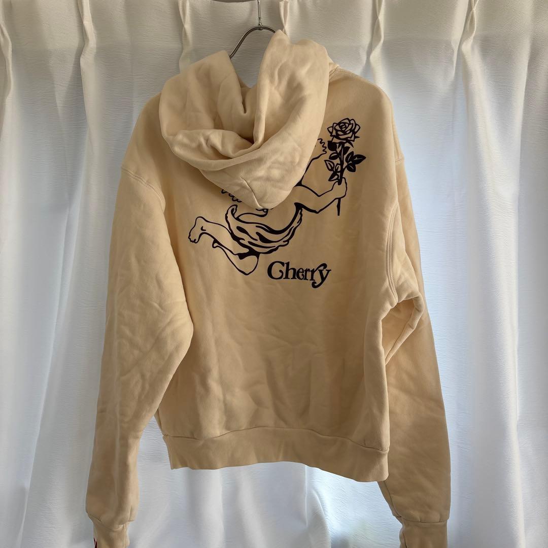 Cherry×Girls Don't Cry hoodie