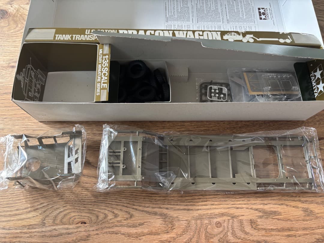 タミヤ ドラゴンワゴン U.S. 40トン タンクトランスポーター