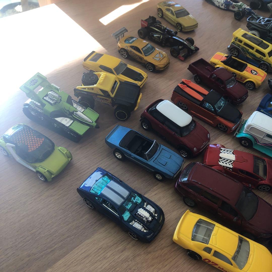 ミニカーまとめ売り86台　週末限定