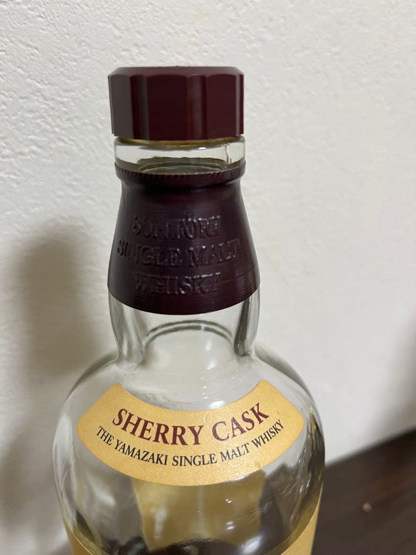 山崎 シングルモルトウイスキー シェリーカスク2010空瓶
