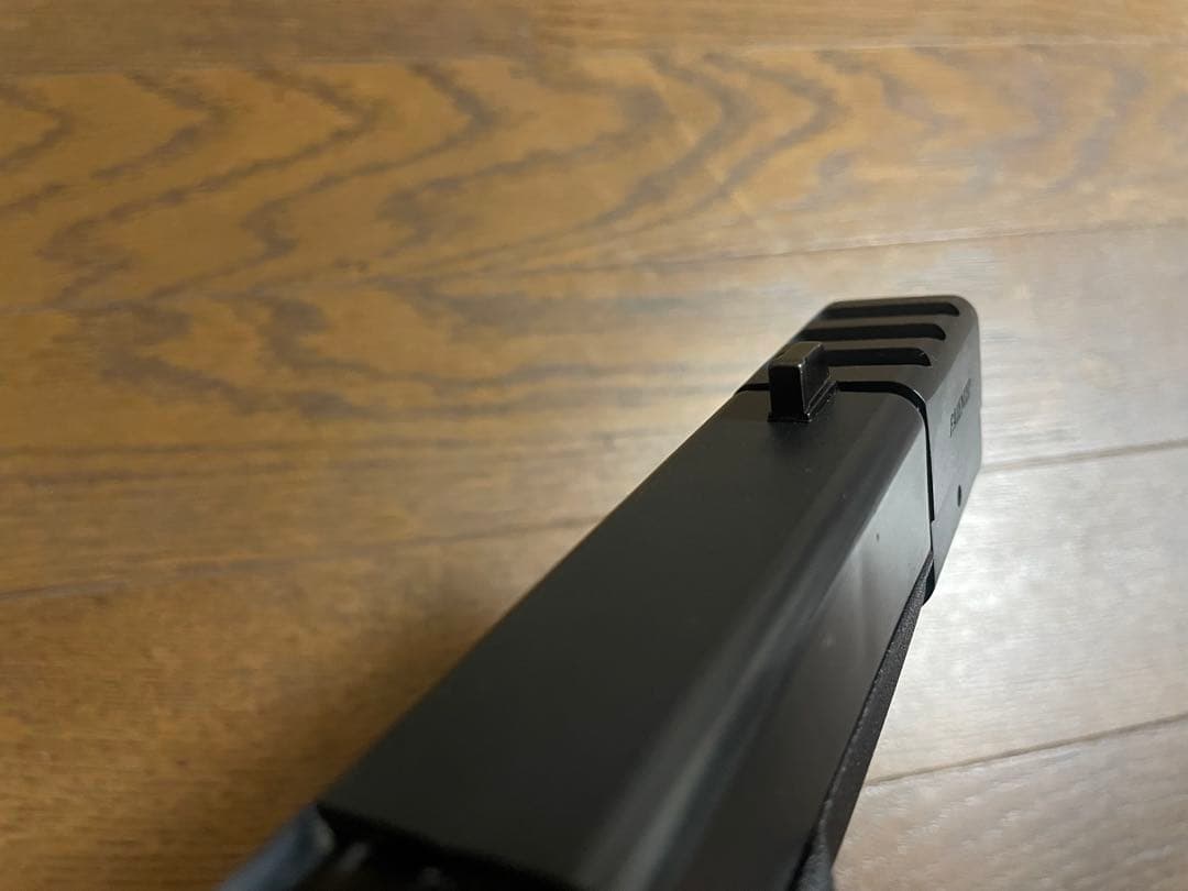 レア、希少！？　MGC GLOCK 17 サイドラー　ガスガン セット