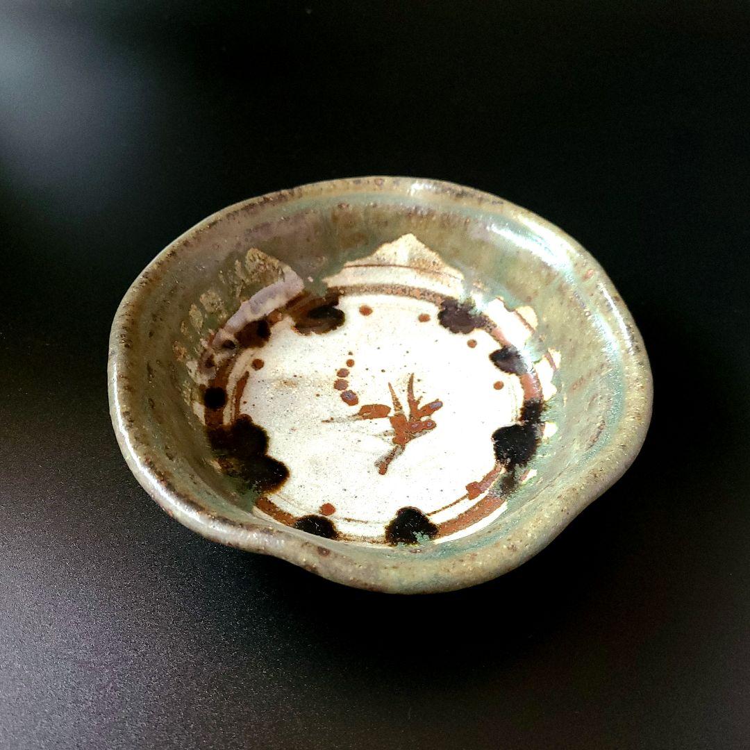 茶道具 緑釉 草花文 亀甲鉢 菓子鉢 広永窯 川北半泥子の