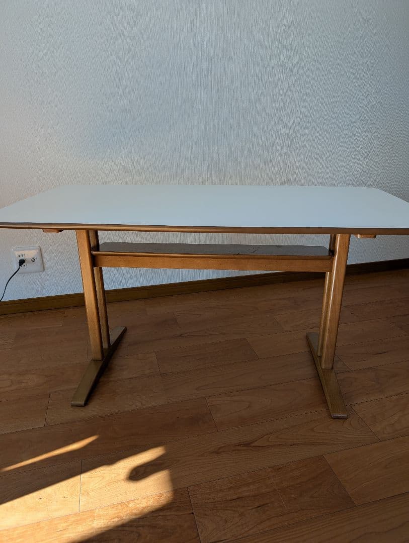 （週末発送）カリモク60＋　カフェテーブル1200