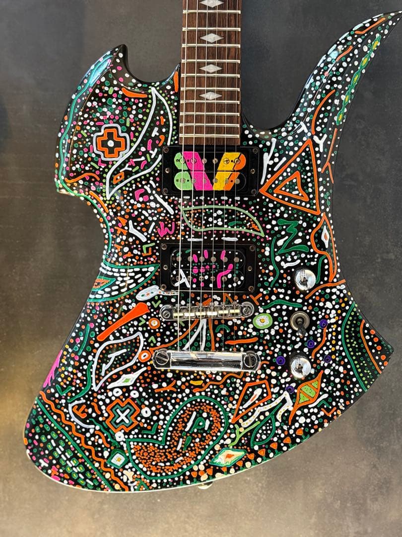 hide アメーバペイズリー　B.C.RICH モッキンバードベース