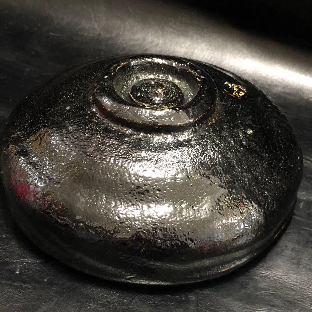 美しい古美術◆蔵から黒楽の夏茶碗の抹茶茶碗が出て来ました。