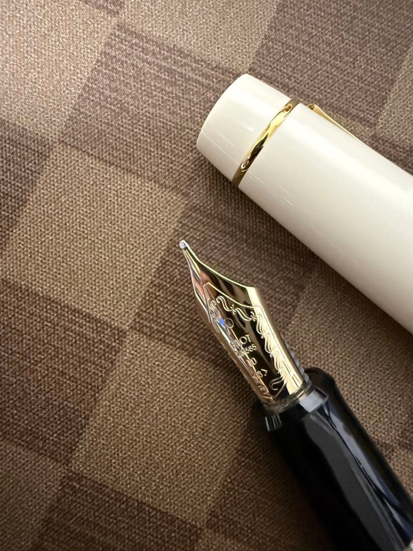 パイロット万年筆912限定出航、ペン先S