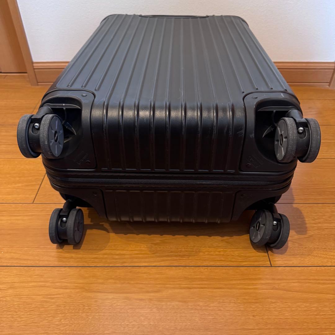 リモワ RIMOWA サルサ SALSAマットブラック 61L 4輪 リモワ スーツ
