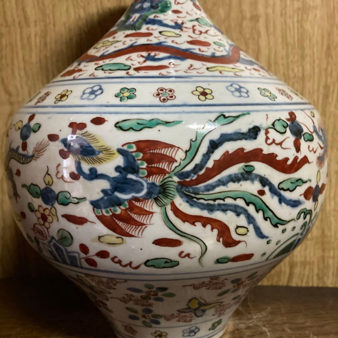 中国　色絵　瓶　龍鳳花蝶図　大明萬暦年製銘