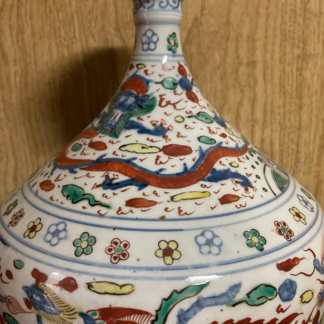 中国　色絵　瓶　龍鳳花蝶図　大明萬暦年製銘