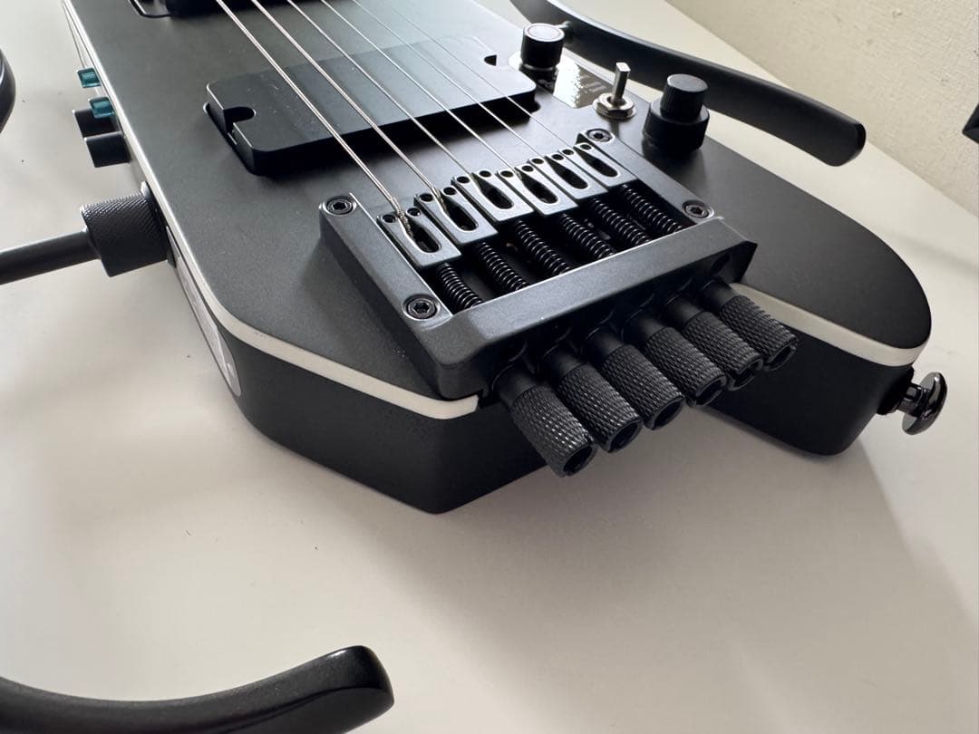 Donner HUSH-X Pro コンパクトエレキギター