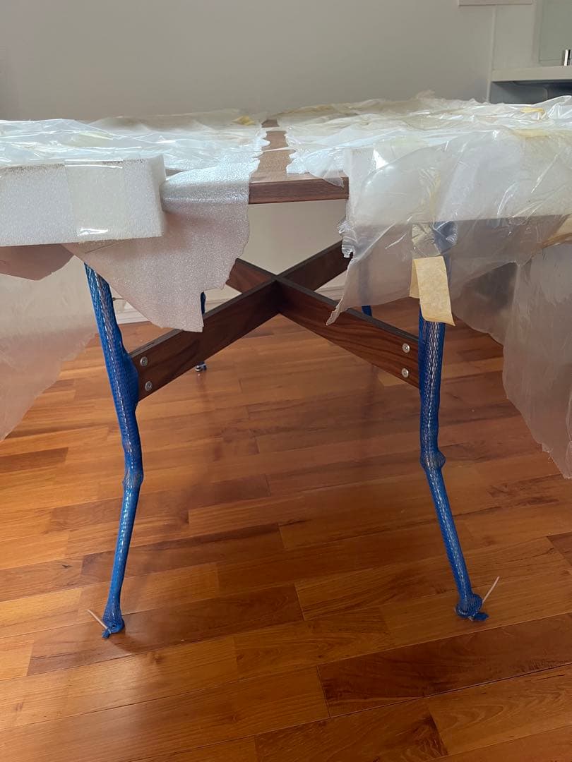 ハーマンミラー　テーブル　新品