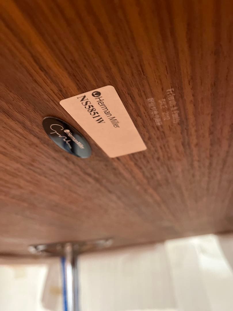 ハーマンミラー　テーブル　新品