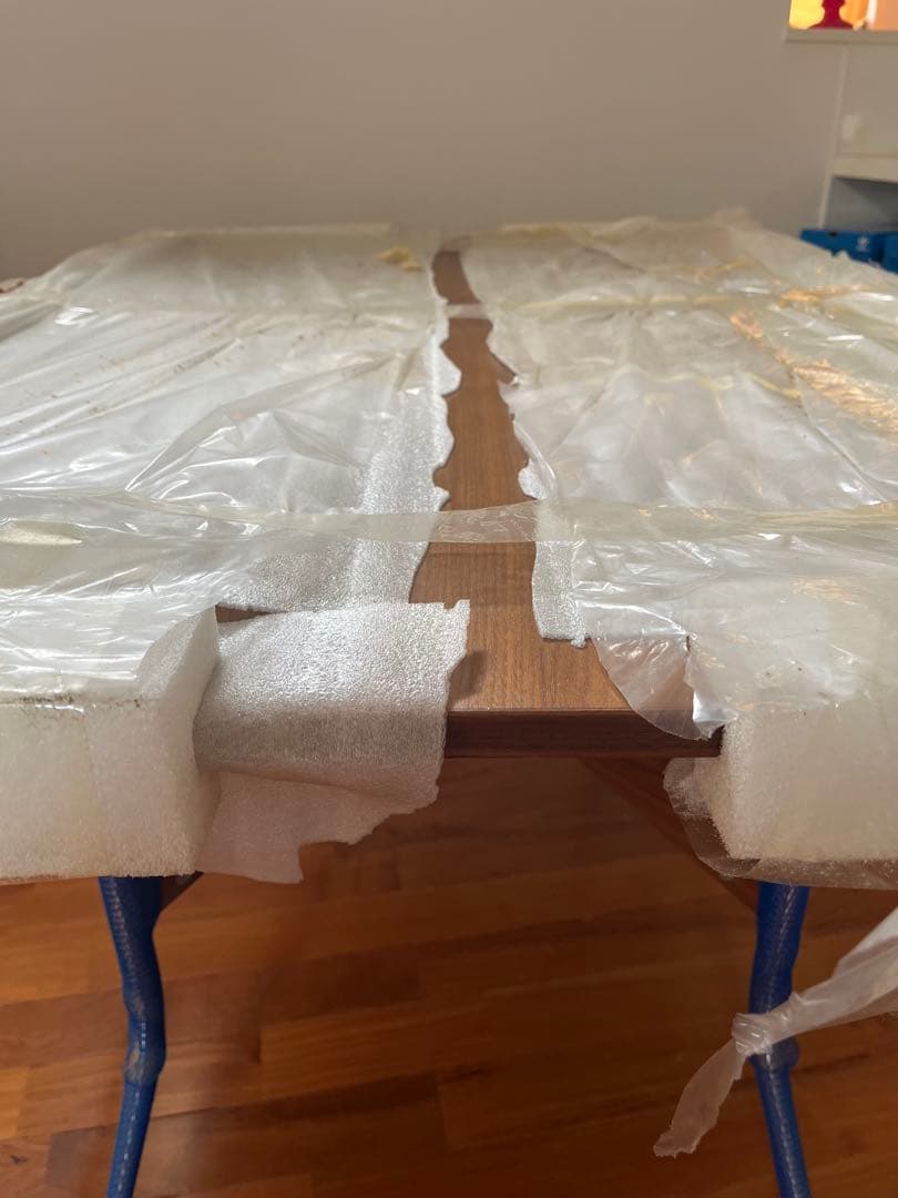 ハーマンミラー　テーブル　新品