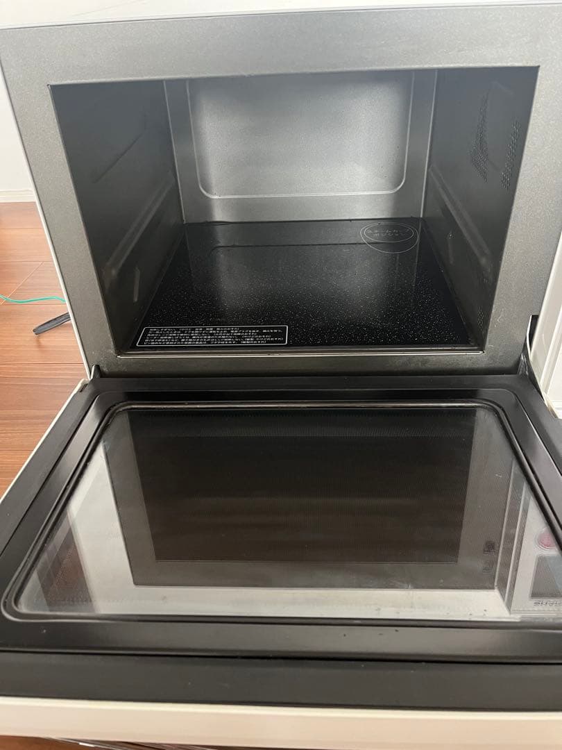 SHARP 1000W ホワイト電子レンジ 庫内フラット スチーム機能あり！