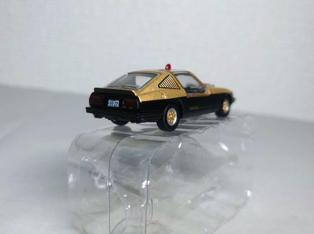 トミカリミテッドヴィンテージネオVOL04　西部警察スーパーZ ミニカー