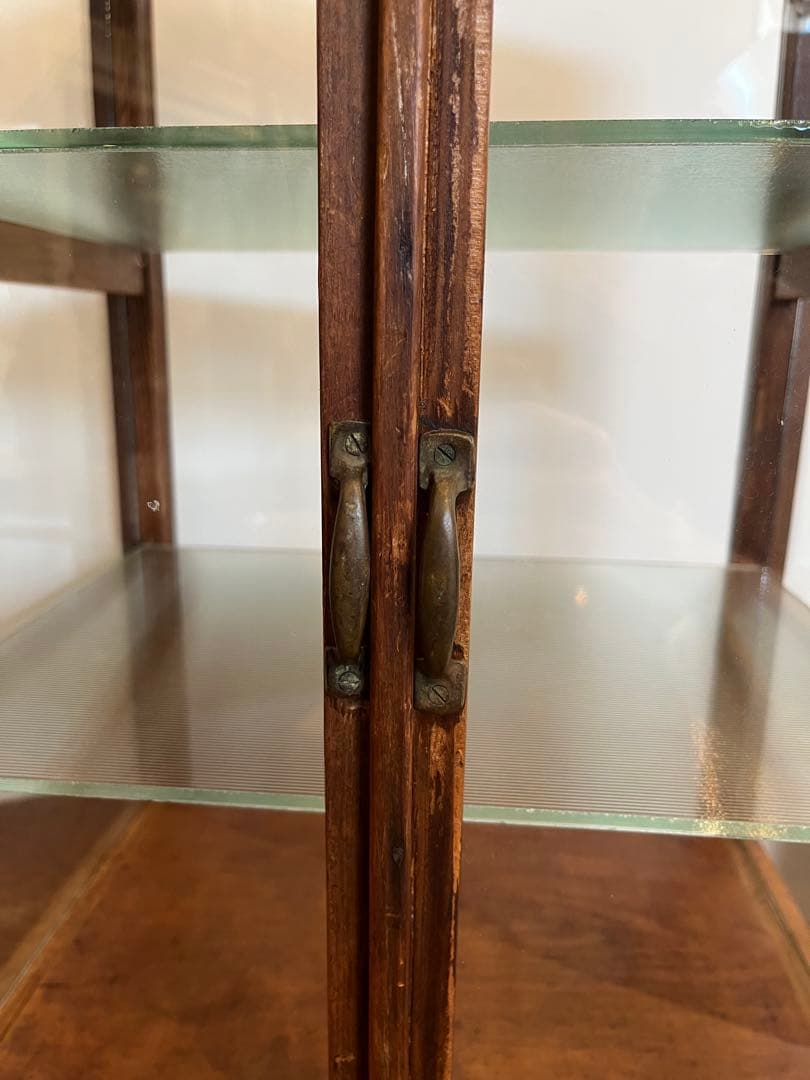 ガラスケース 3段 匂い有り ビンテージ アンティーク 昭和レトロ