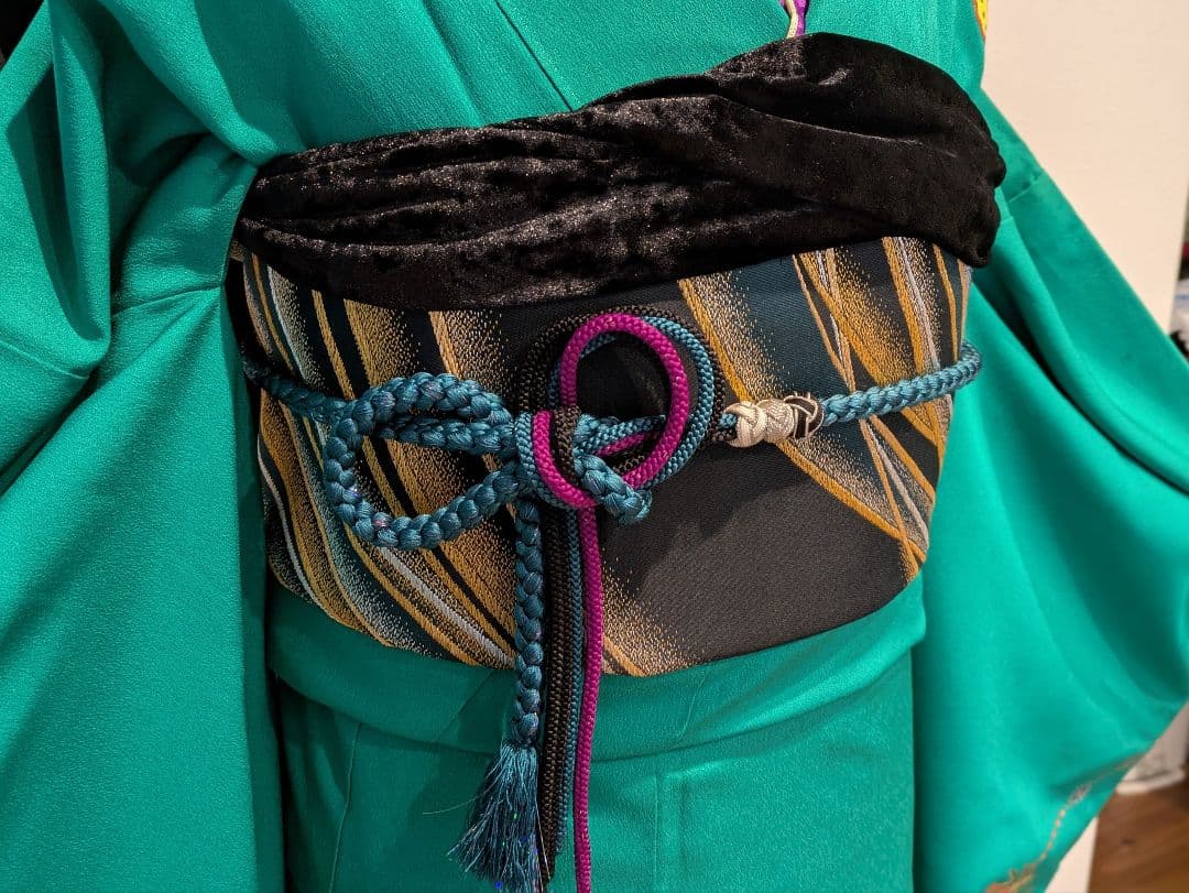 振袖フルセット 身丈164裄70 豪華振袖 金銀彩 緑 黒 更紗 逸品 成人