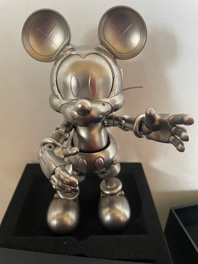 BLITZWAY ディズニー 100周年ミッキー 世界限定500体 チタン製
