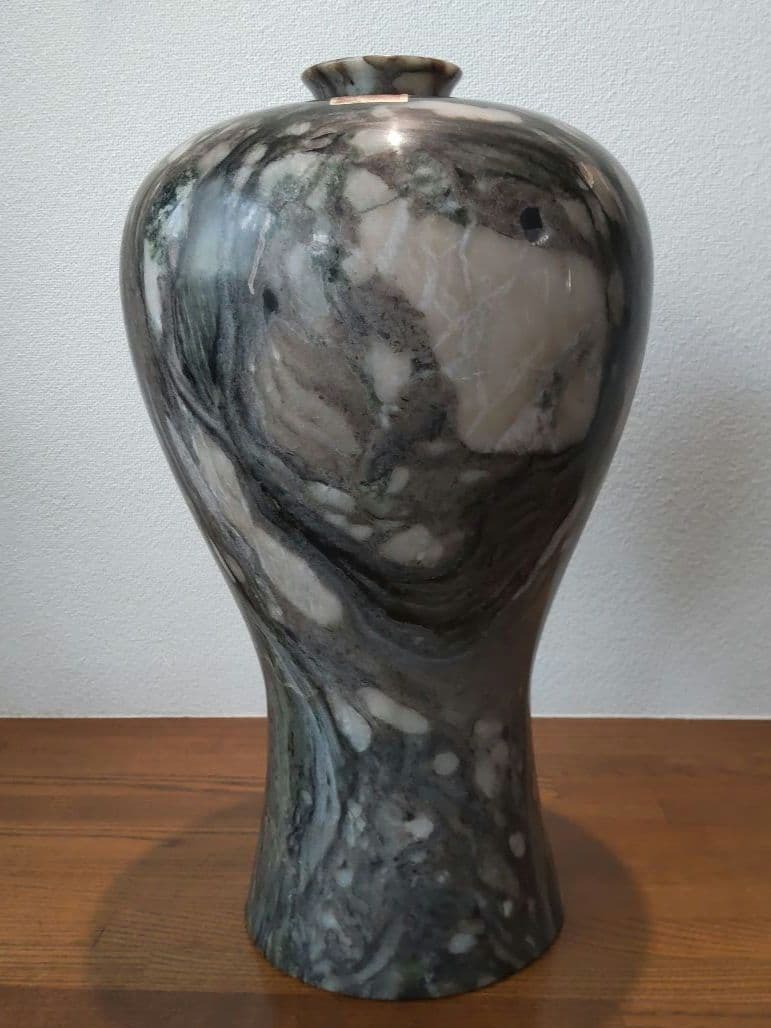 重量感！『高麗大理石壺(開運の壺) 証明書付き』高さ：約36cm重さ：約