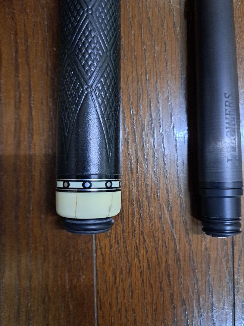 11/8まで出品　JFlowers キュー　11山　カーボンシャフト