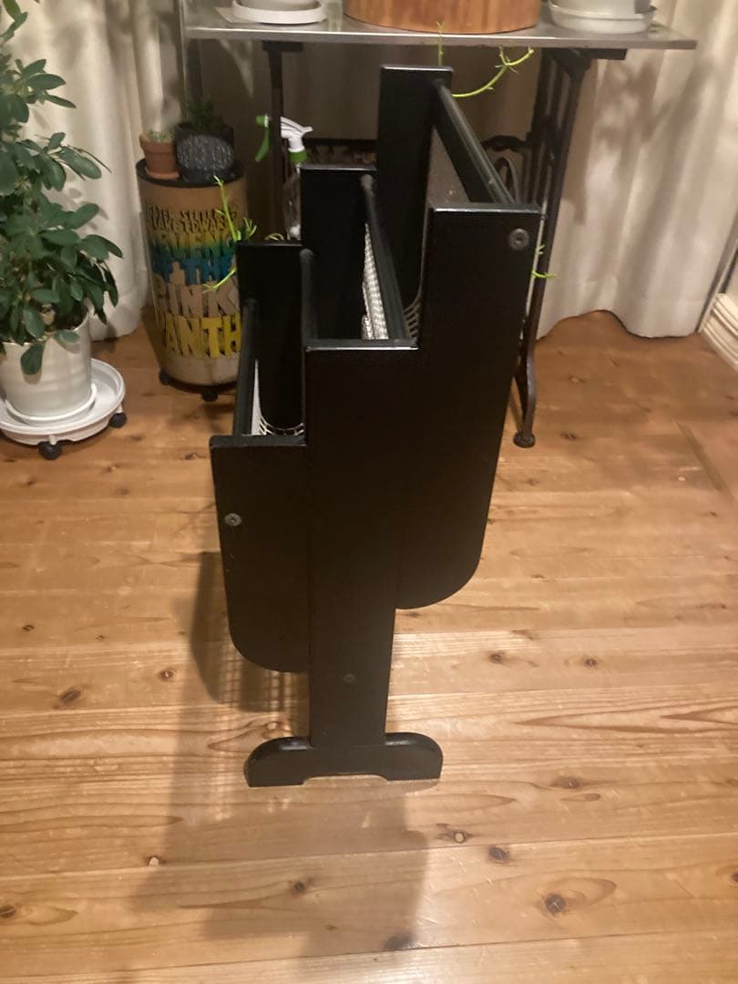 昭和レトロ　カリモク　マガジンラック レトロモダン 80-90s