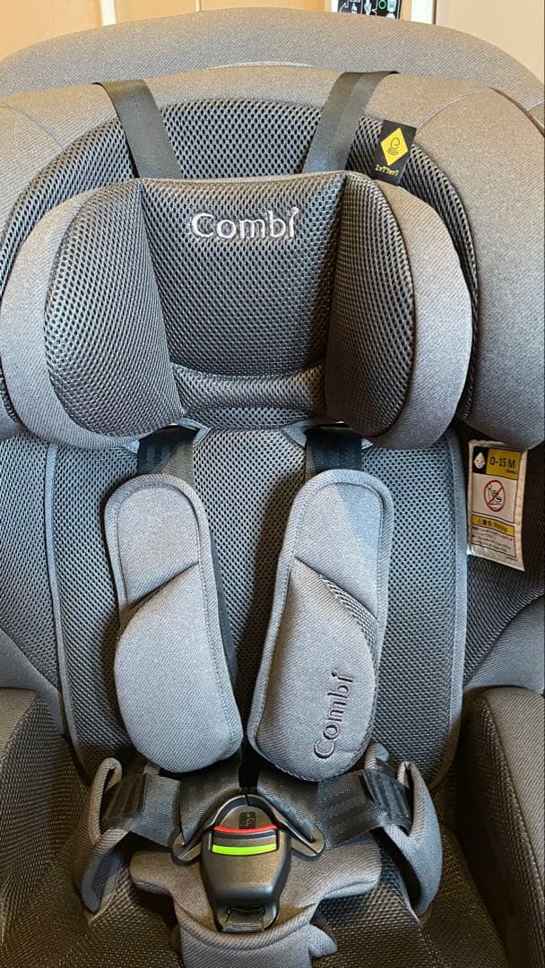 【美品】コンビ(Combi)ジョイトリップ アドバンス プラスISOFIX対応①