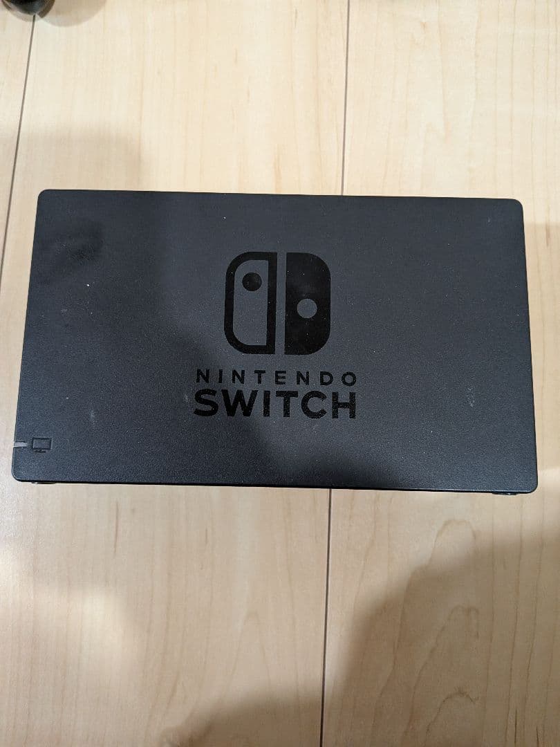 山*田様 Nintendo Switch 本体 青/赤 Joy-Con付き