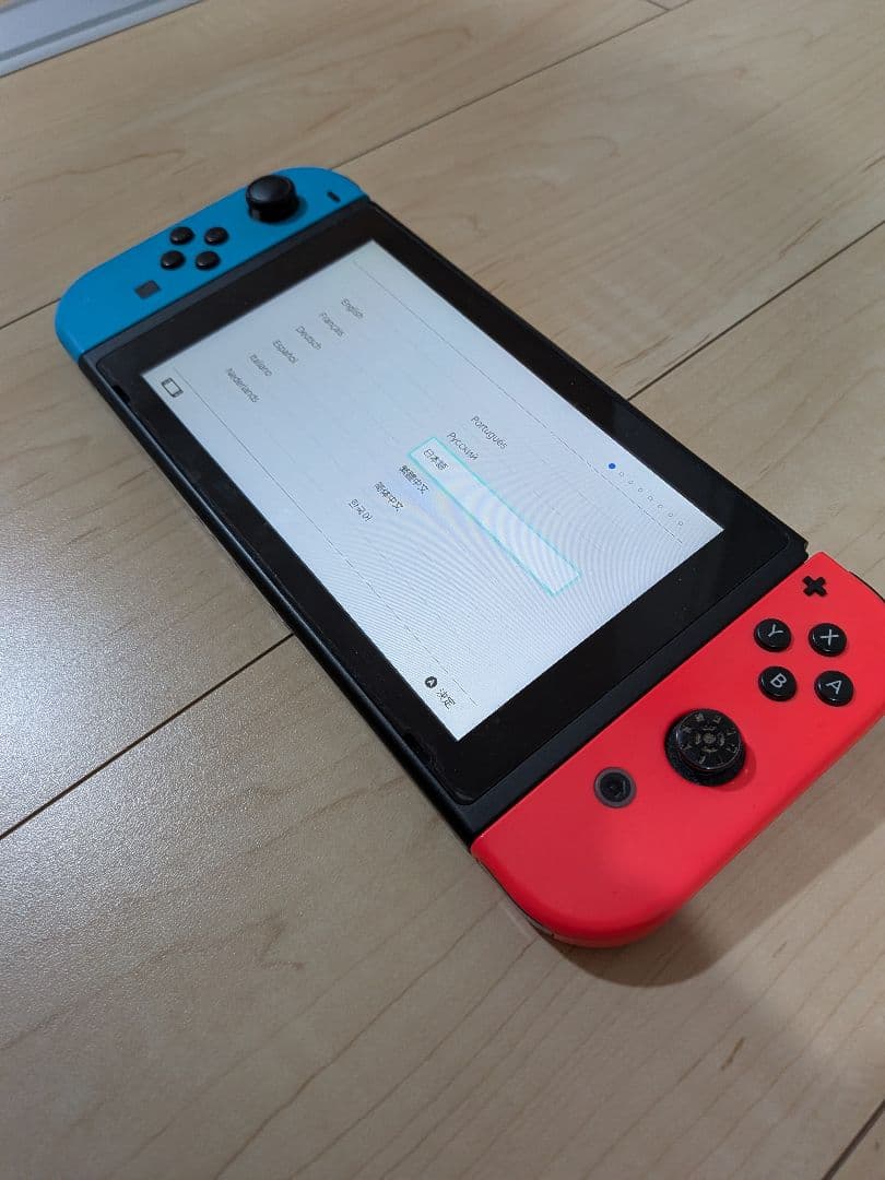 山*田様 Nintendo Switch 本体 青/赤 Joy-Con付き