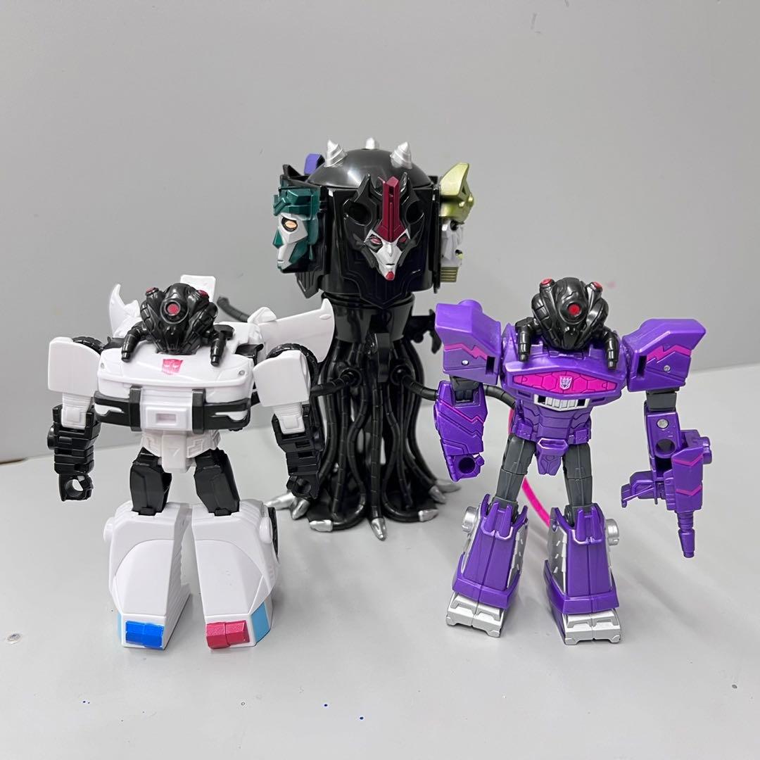 トランスフォーマー サイバーバース　クインテッサン インベイジョン SDCC