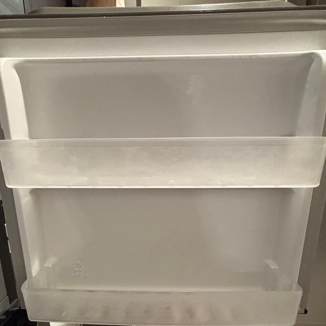 Hisense冷蔵庫幅55cm227LシルバーHR-B2302 174L