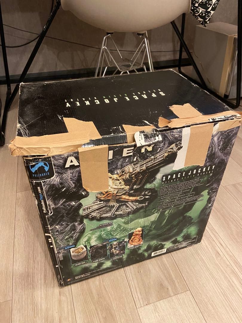 ALIEN SPACE JOCKEY 限定版 フィギュア