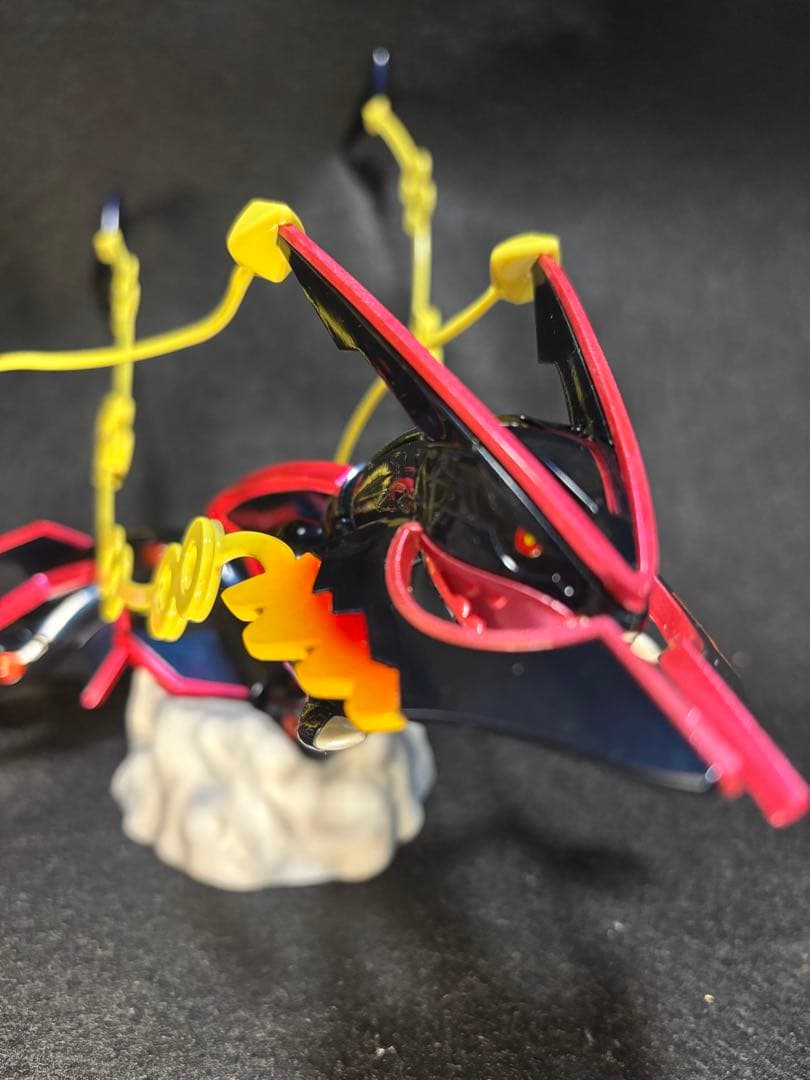 ポケプラ メガレックウザ 色違い 全塗装 完成品 - メルカリ