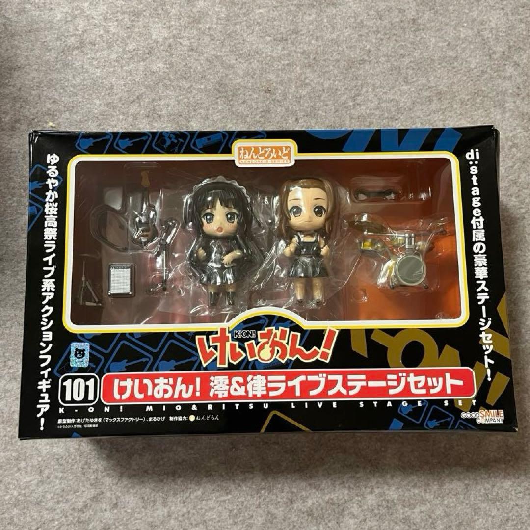 未開封　【ねんどろいど】けいおん！（K-ON!） ６体＋ライブステージセット２種
