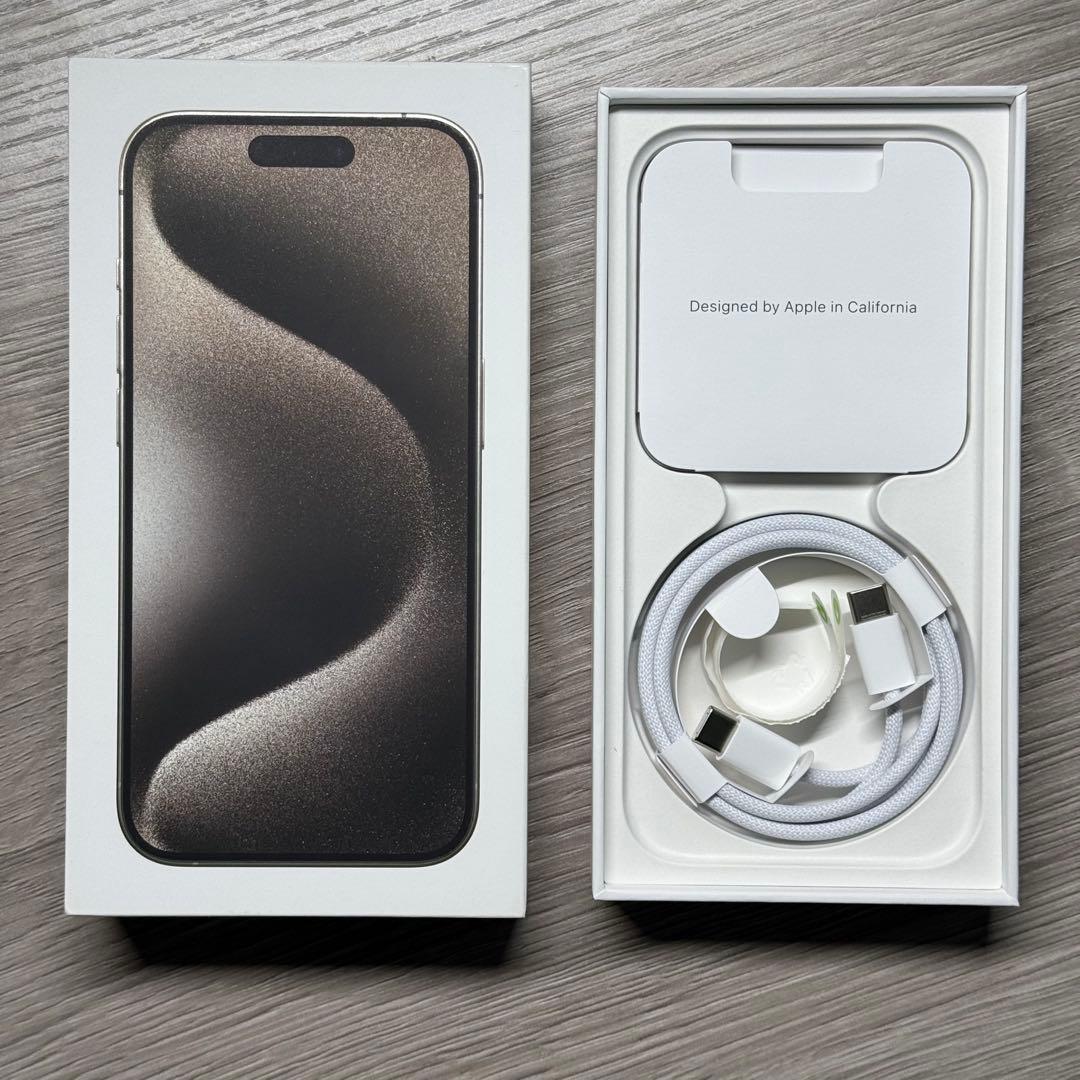 カメラ無音可 カナダ版iPhone 15 Pro 256GBナチュラルチタニウム