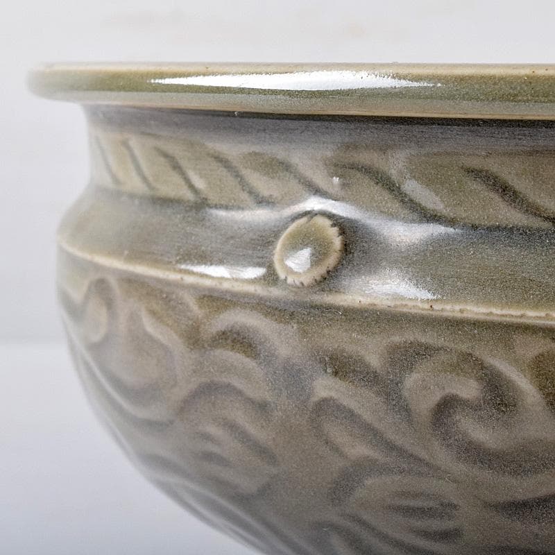 中国 龍泉窯 青磁 花文 三つ足大香炉 M R8769 - メルカリ