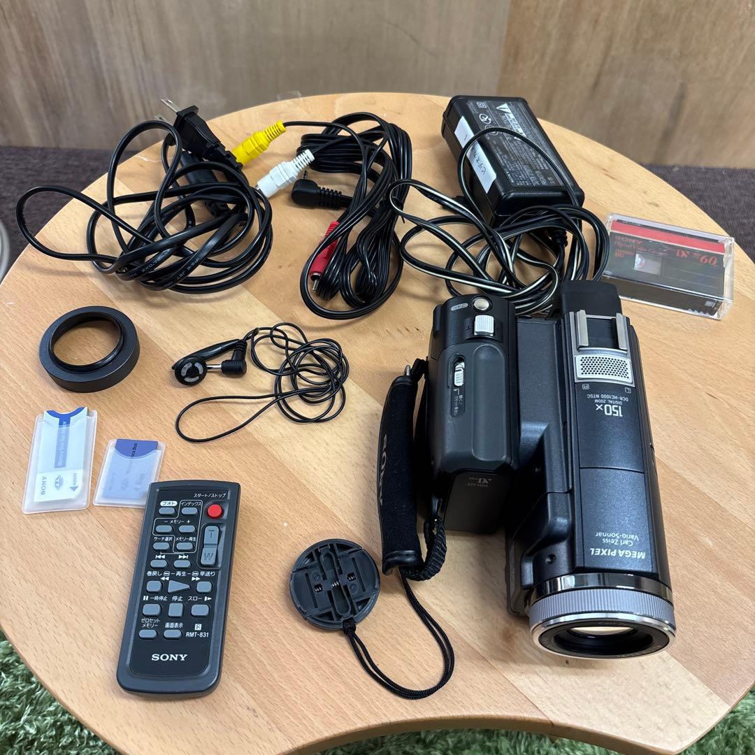 Sony HDR-CX150 ビデオカメラ 本体 2点